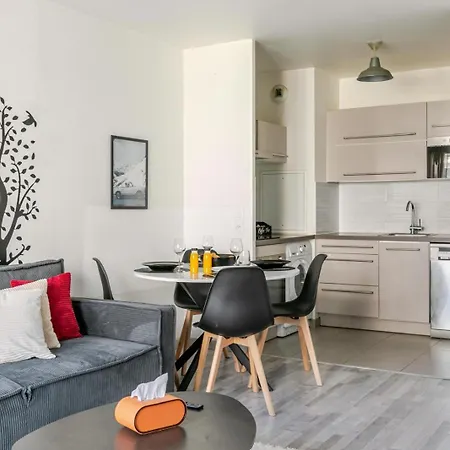 Charming, Paris In 15 Minutes, Private Parking *